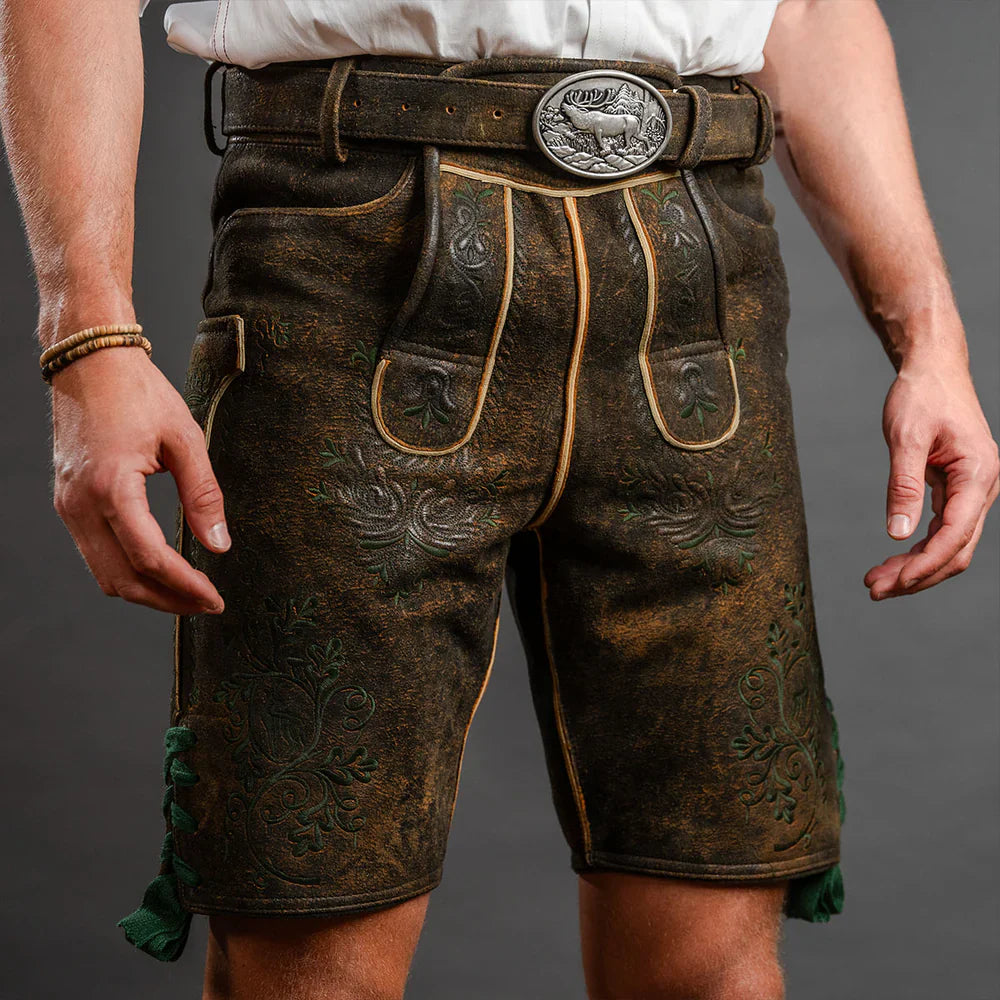 Moderne braune Lederhose fĂŒr Herren mit feinen Stickereien