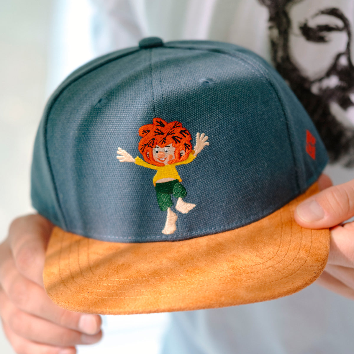 Kinder Caps🧢