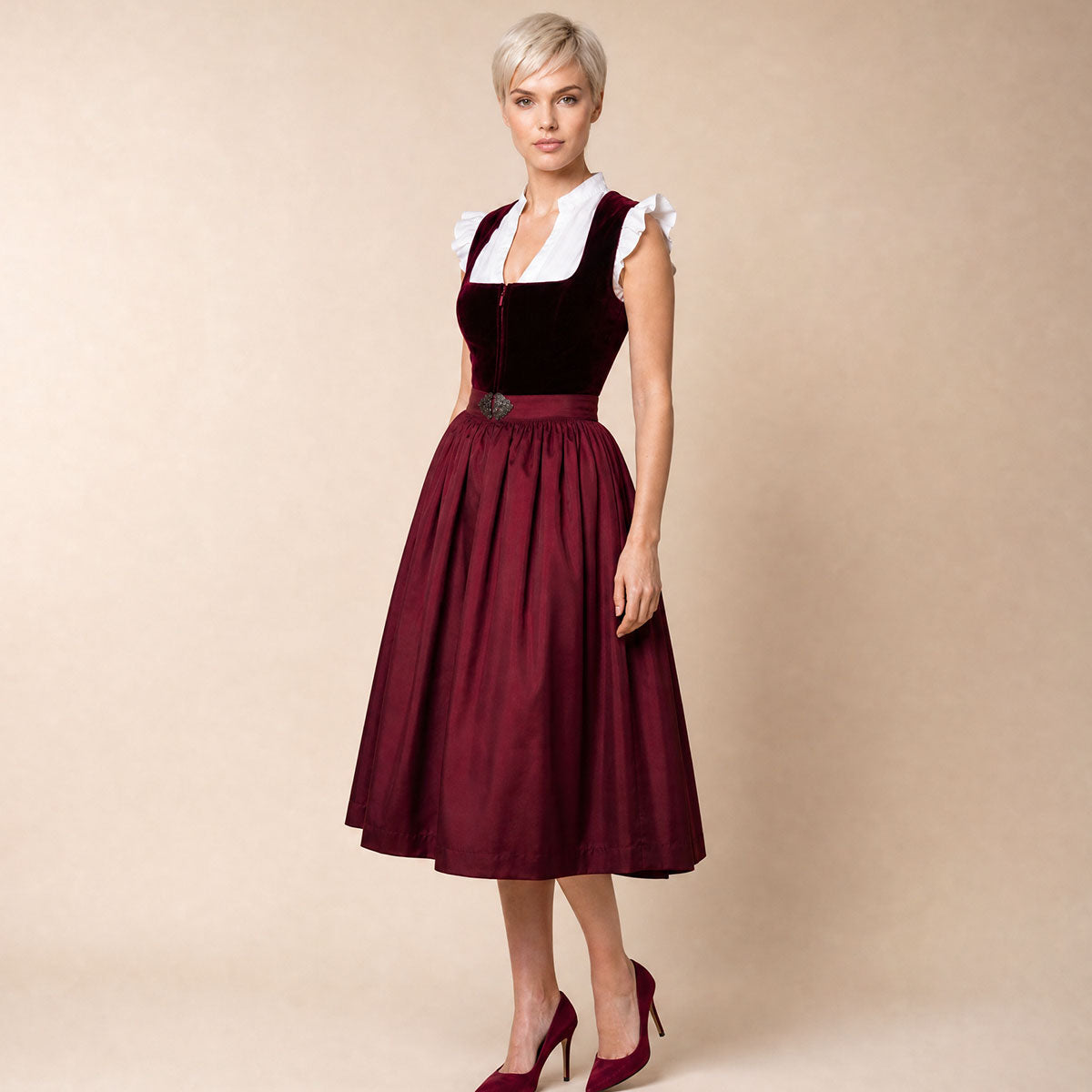 Elli & Juliette Dirndl Stella Dunkelrot Samt Mieder 70 cm