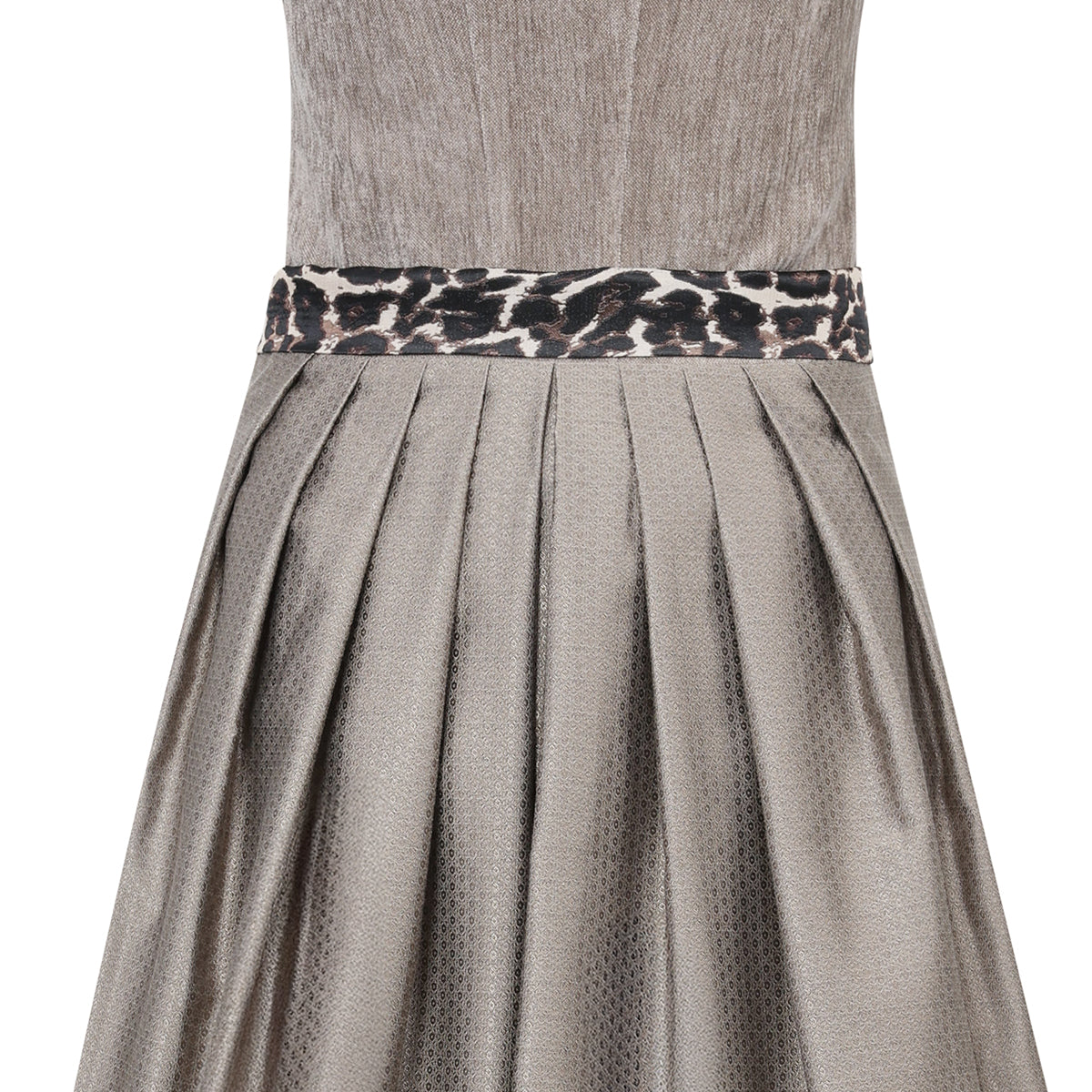 MarJo Dirndl Oberhofen Sand Leo Flügelarm Abnehmbar 70cm