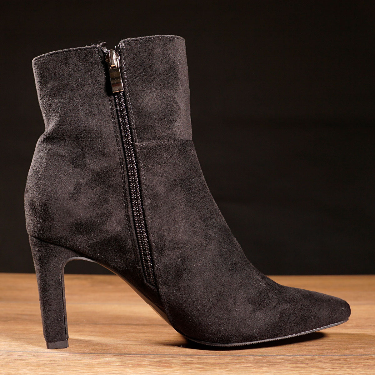 MeiSchua! Trachtenstiefelette Line Schwarz